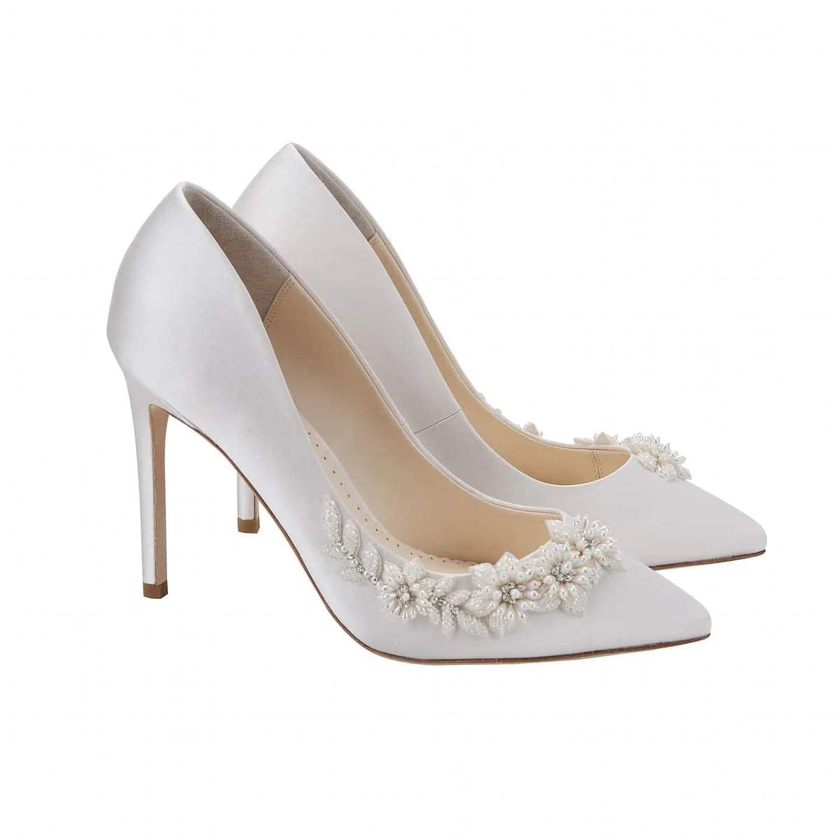 Bella Belle Jasmine Pointed Toe 3D Floral Pearl Shoes