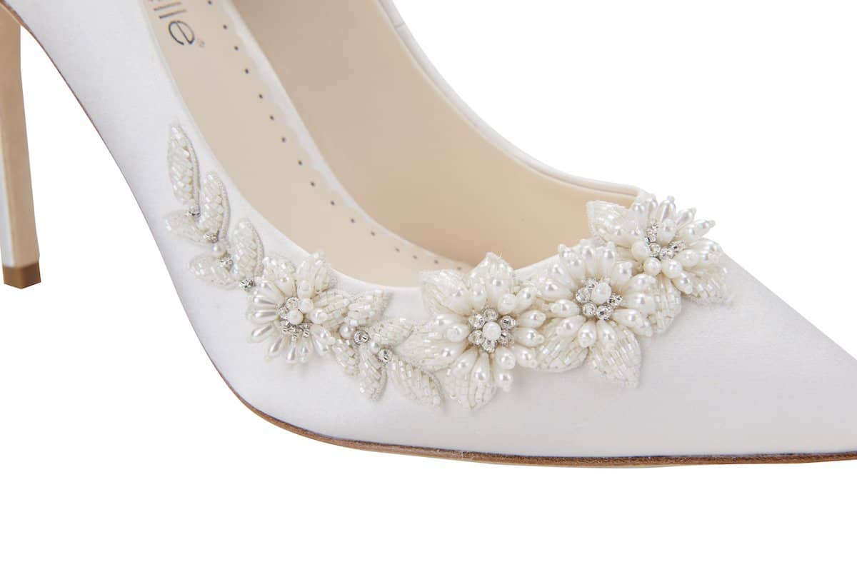 Bella Belle Jasmine Pointed Toe 3D Floral Pearl Shoes